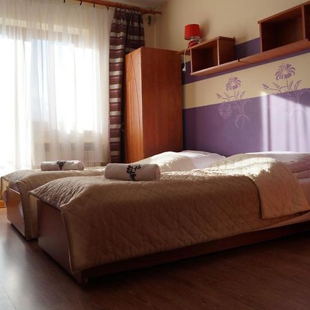 Pod Tatrami Bed & Breakfast Bukowina Tatrzańska Eksteriør bilde