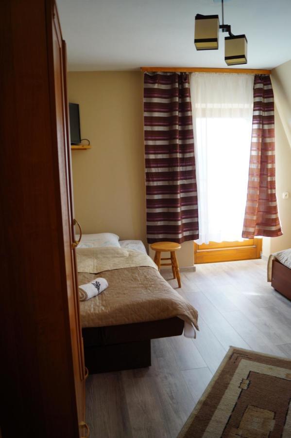 Pod Tatrami Bed & Breakfast Bukowina Tatrzańska Eksteriør bilde