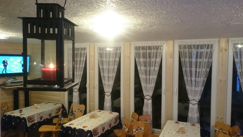 Pod Tatrami Bed & Breakfast Bukowina Tatrzańska Eksteriør bilde