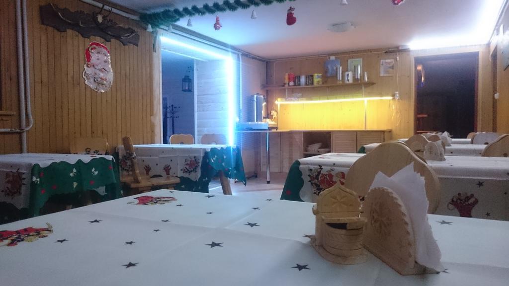 Pod Tatrami Bed & Breakfast Bukowina Tatrzańska Eksteriør bilde