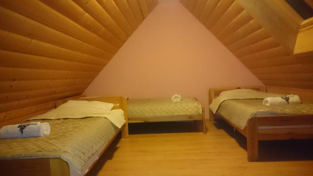 Pod Tatrami Bed & Breakfast Bukowina Tatrzańska Rom bilde